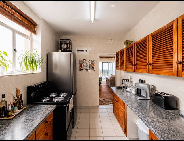 2 BEDROOM APARTMENT FOR SALE IN UMHLANGA CENTRAL